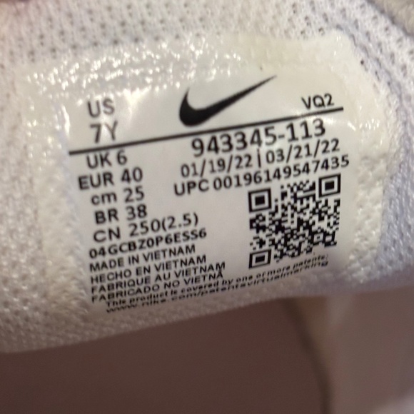 NIKE AIR MAX 270 (GS) WHITE / PINK FOAM 943345 113 YOUTH Size 7y - Picture 8 of 8